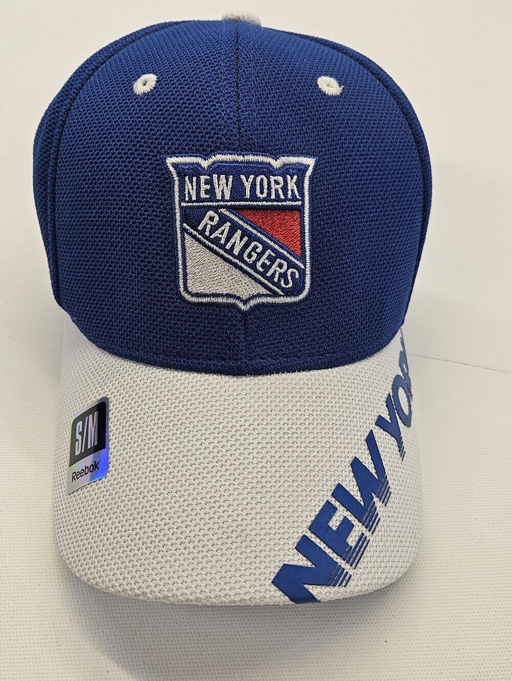 Reebok New York Rangers NHL Sz S/M Hat Center Ice Collection Blue & Gray Fitted